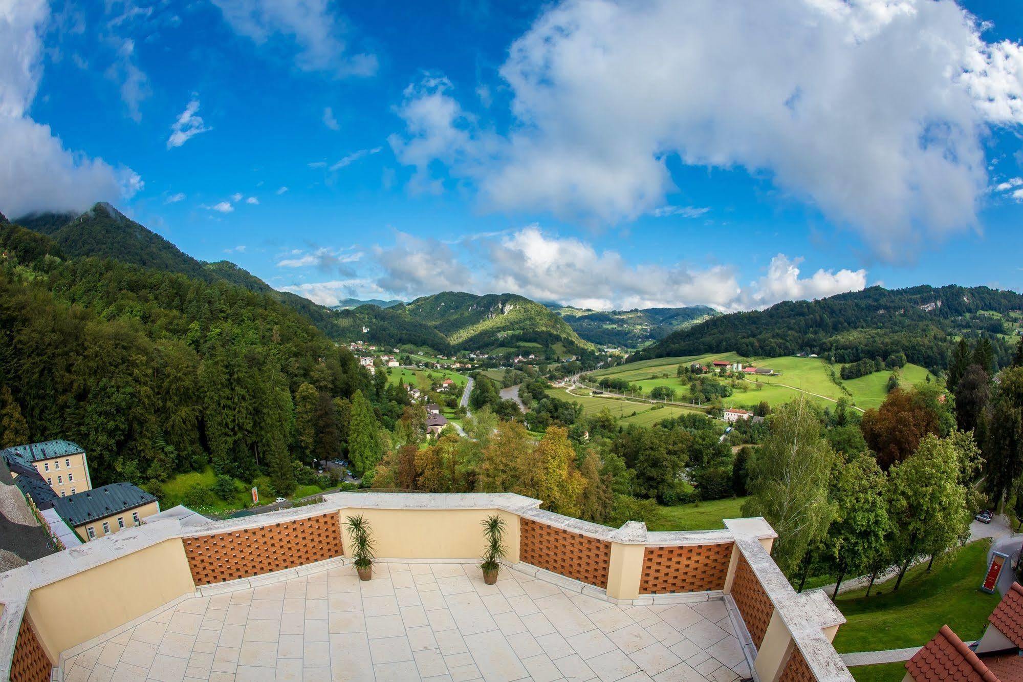 Hotel Rimski Dvor - Rimske Terme Rimske Toplice Dış mekan fotoğraf